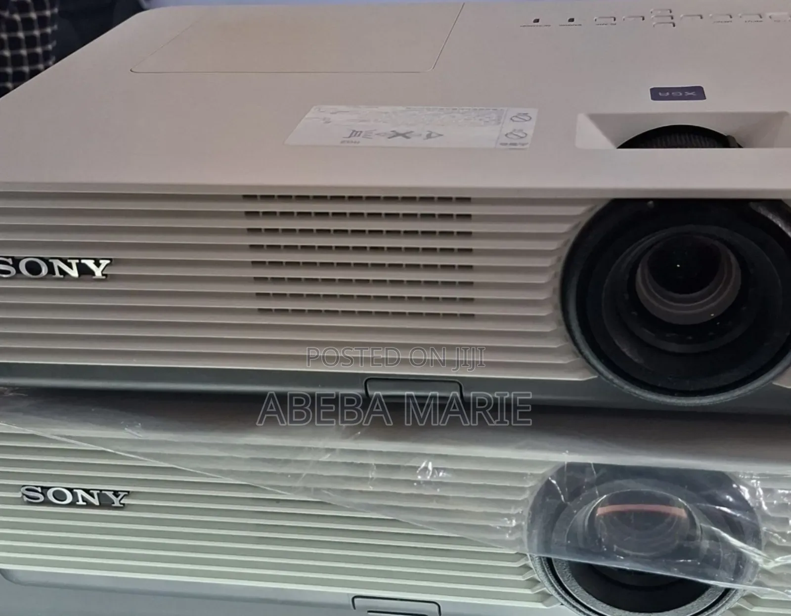 Sony VPL-Dx221 Projector