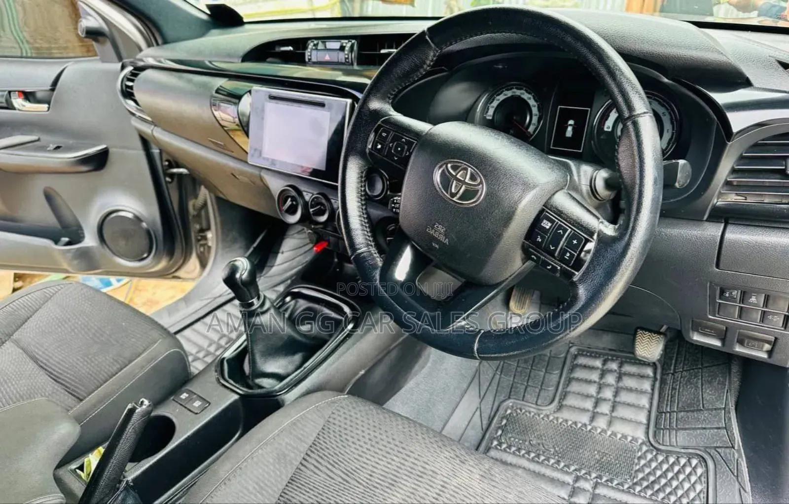 Toyota Hilux 2017 Silver