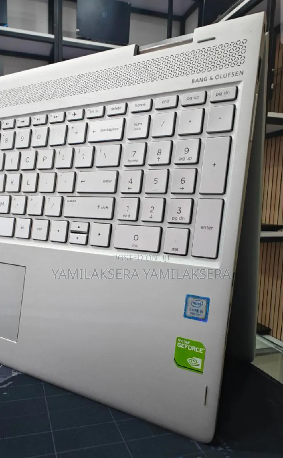 New Laptop HP Envy X360 8GB Intel Core I5 SSD 512GB