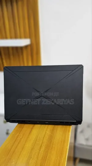 New Laptop 16GB AMD Ryzen 7 SSD 512GB