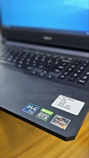 New Laptop 16GB AMD Ryzen 7 SSD 512GB