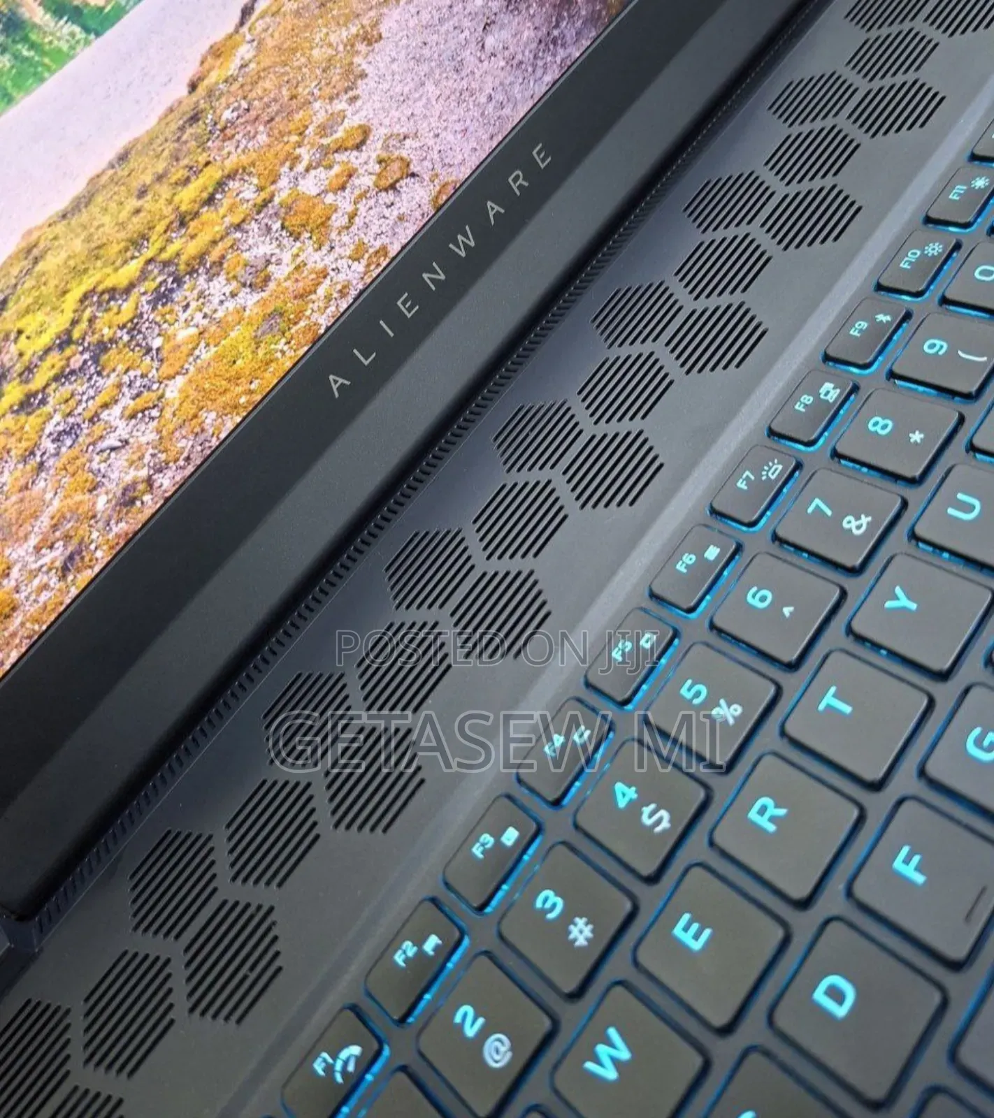New Laptop Alienware Area-51m 32GB Intel Core i9 SSD 1T