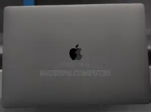New Laptop Apple MacBook Pro 2019 16GB Intel Core I7 SSD 512GB