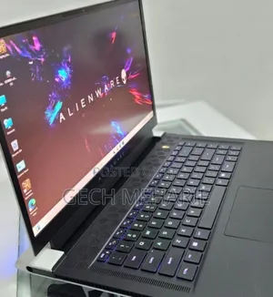 Photo - New Laptop Dell Alienware 17 32GB Intel Core i7 SSD 1T