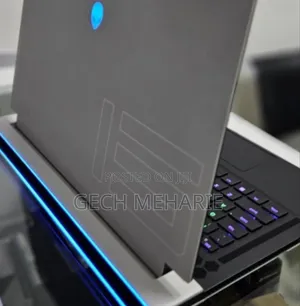 New Laptop Dell Alienware 17 32GB Intel Core i7 SSD 1T