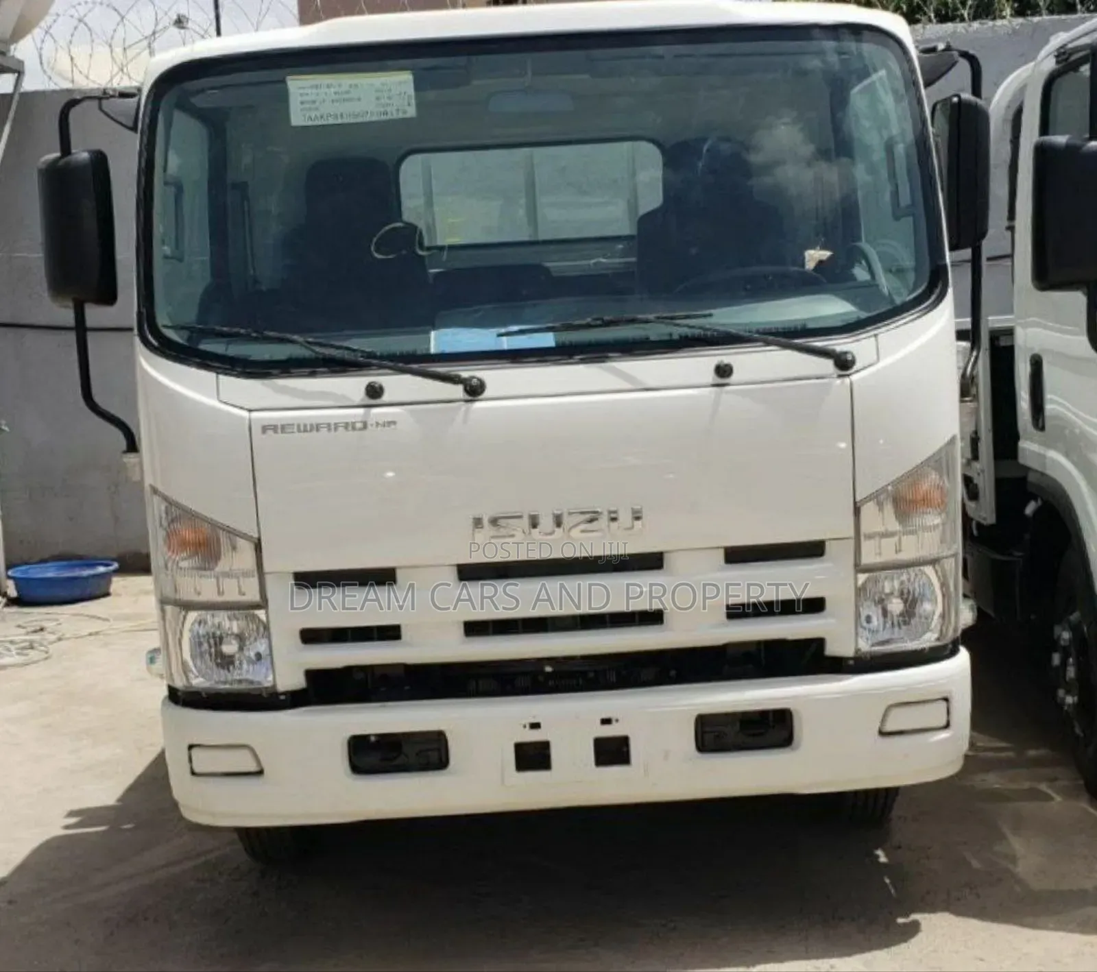 Isuzu NPR Obama 2025 Bank Option