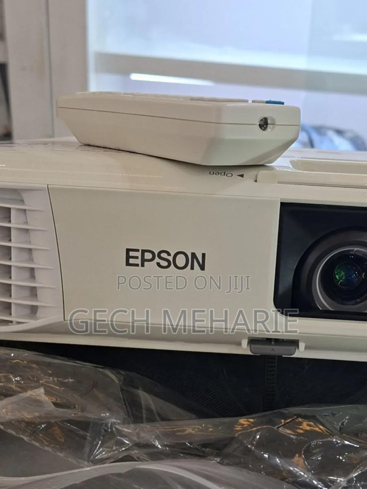 Brand New Epson Projector With Bag Model Name: Cb -X49 Hardware I