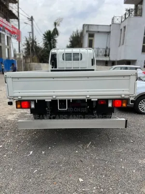 Isuzu NPR Obama 2025 Bank Option