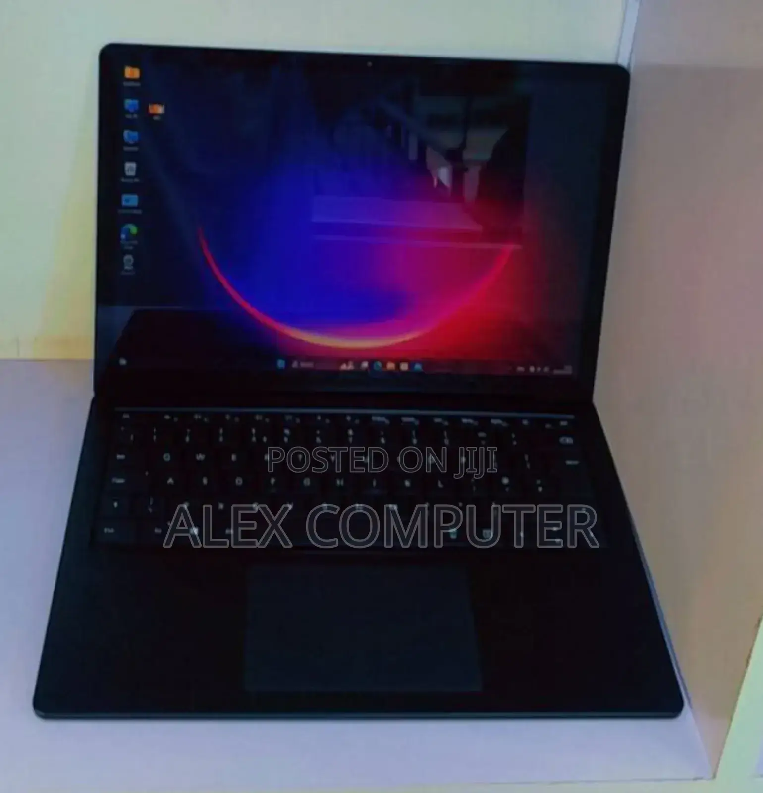 New Laptop Microsoft Surface Laptop 3 16GB Intel Core i5 SSD 512GB