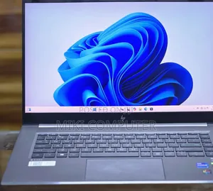 New Laptop HP ZBook Studio 32GB Intel Core I7 SSD 1T