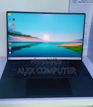 New Laptop Dell XPS 15 16GB Intel Core i7 SSD 512GB