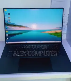 New Laptop Dell XPS 15 16GB Intel Core i7 SSD 512GB