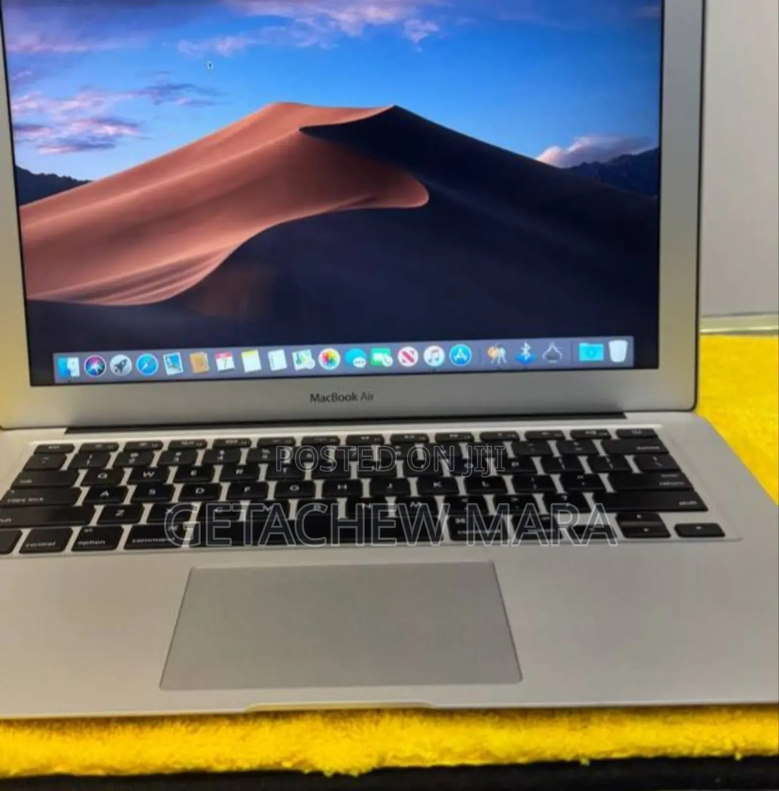 New Laptop Apple MacBook Pro M1 8GB Intel SSD 128GB