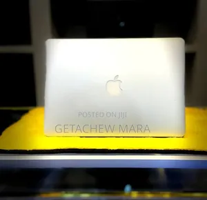 New Laptop Apple MacBook Pro M1 8GB Intel SSD 128GB