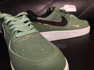 Nike Air Force 1 Oil Green Metallic Gold Swoosh