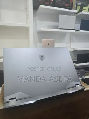 New Laptop MSI Raider GE76 12UGS 16GB Intel Core i9 SSD 1T