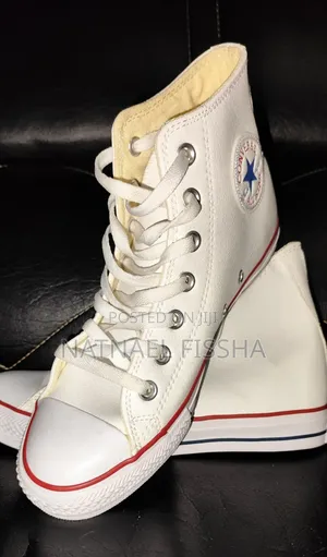 Photo - All Star Converse Girl's Chuck Taylor