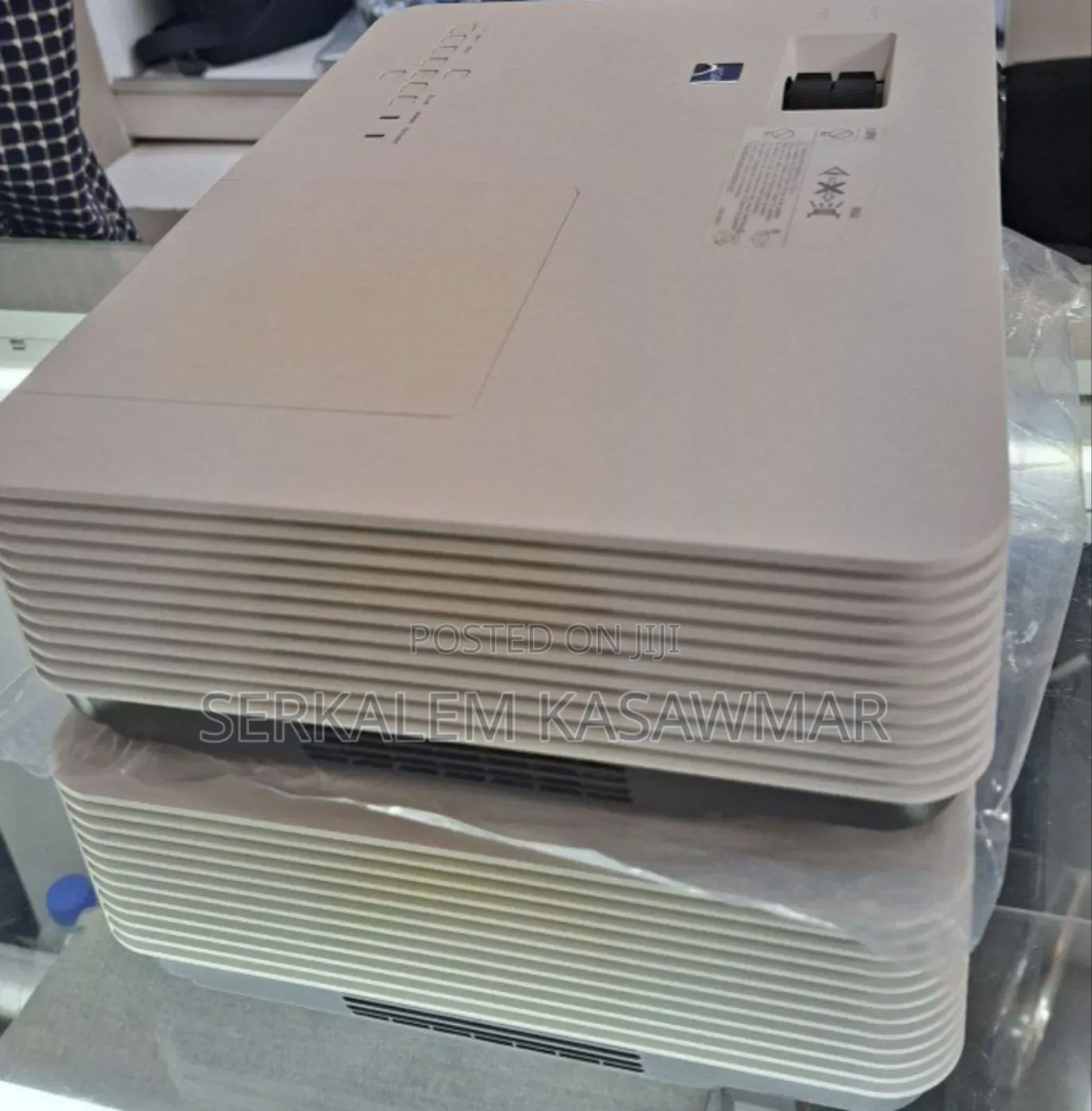 1new Arrival Sony VPL-Dx221 Projector 2 Pieces Availab