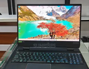 New Laptop Acer Predator Helios 300 16GB Intel Core i9 SSD 512GB