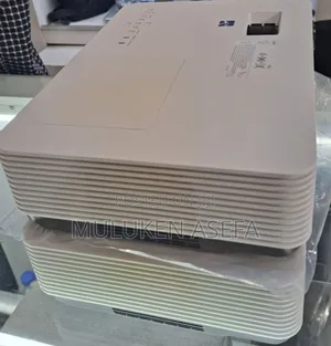 New Arrival 
Sony VPL-Dx221 Projector 
2