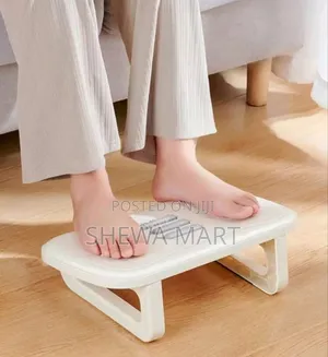 Photo - Ergonomic Foot Rest With Shiatsu Massage - Under Desk Stool for Office