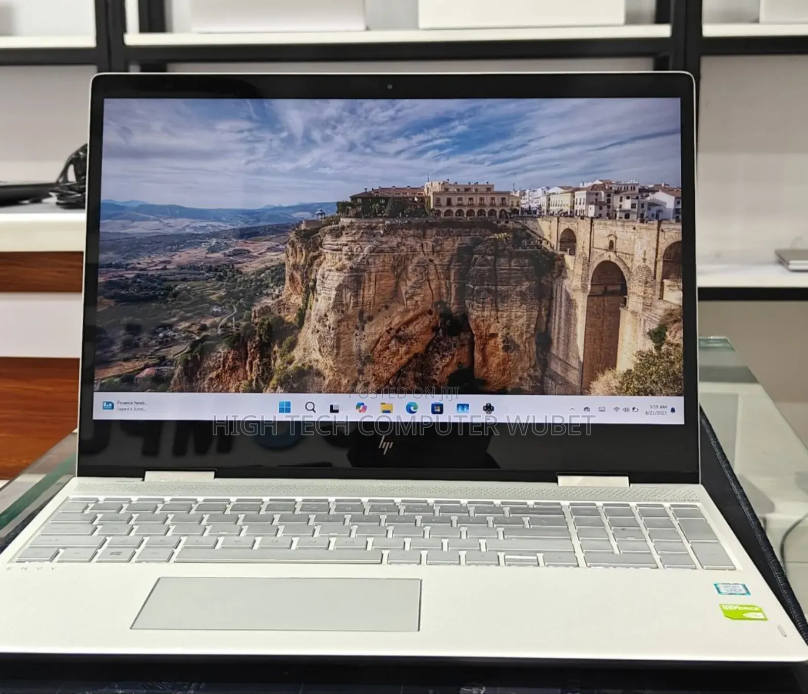 New Laptop HP Envy X360 8GB Intel Core I5 SSD 512GB