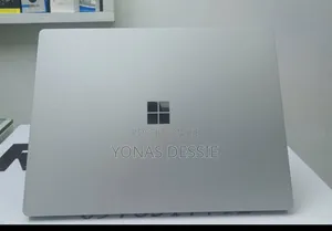 New Laptop Microsoft Surface Laptop 4 8GB AMD Ryzen 7 SSD 256GB
