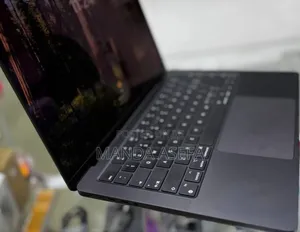 Photo - New Laptop Apple MacBook Pro 16GB Apple M4 SSD 1T