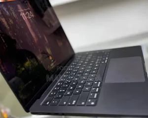 New Laptop Apple MacBook Pro 16GB Apple M4 SSD 1T