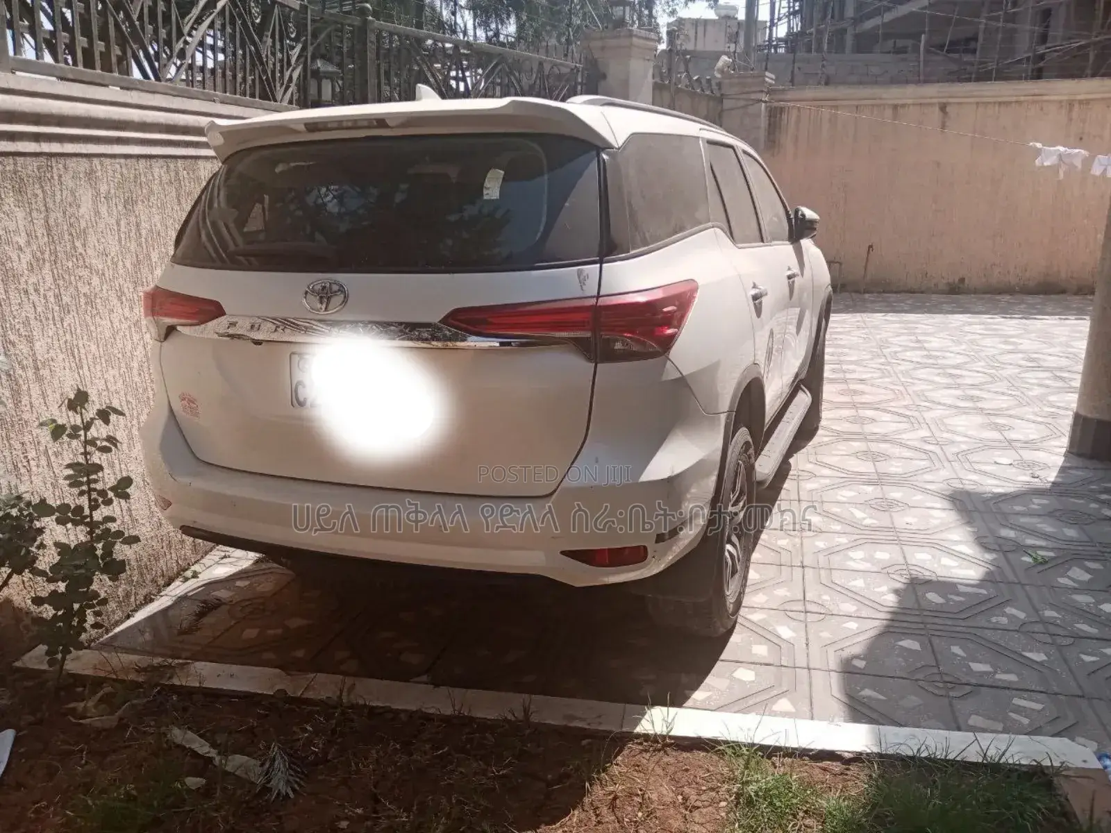 Toyota Fortuner 2022 Ivory