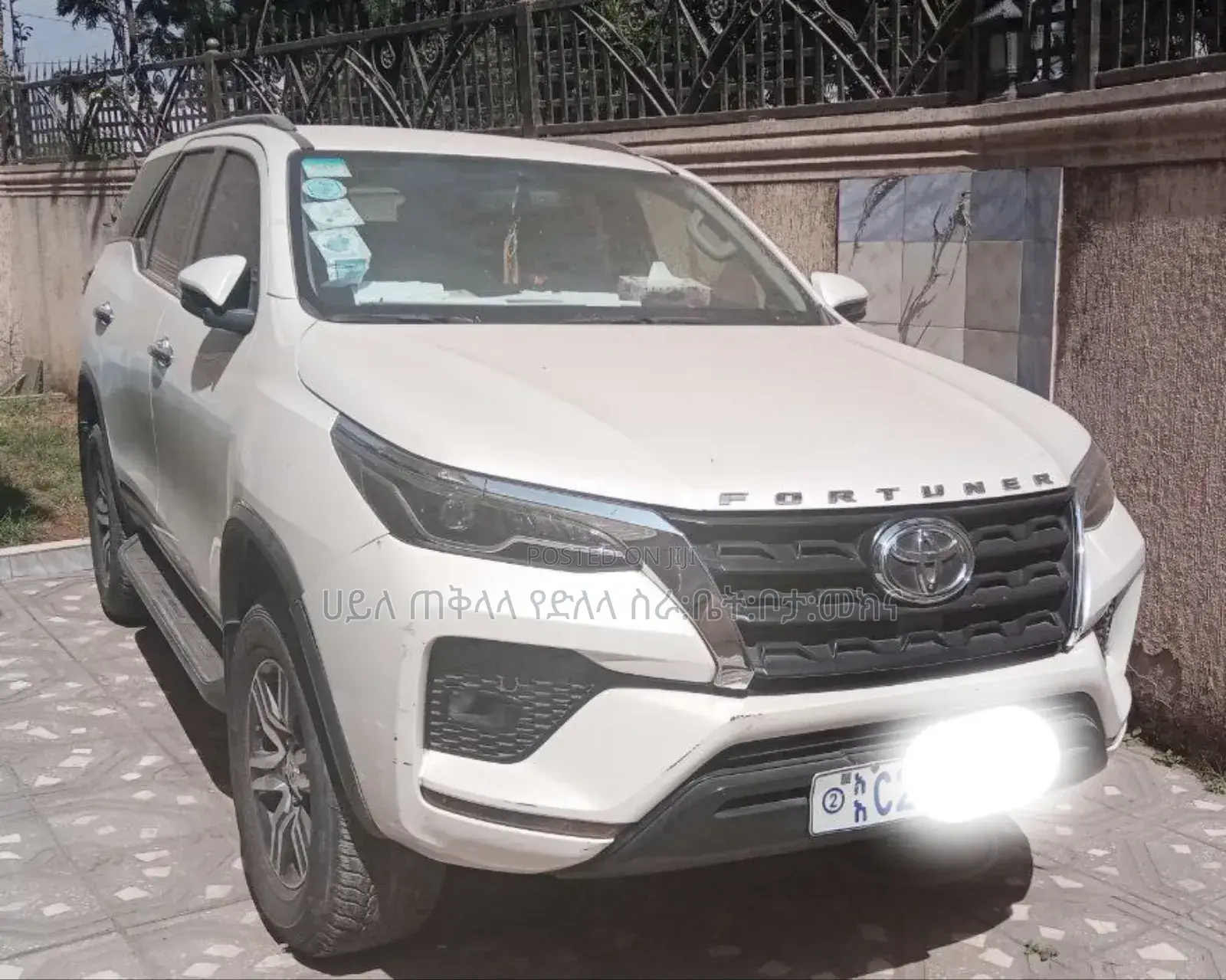Toyota Fortuner 2022 Ivory