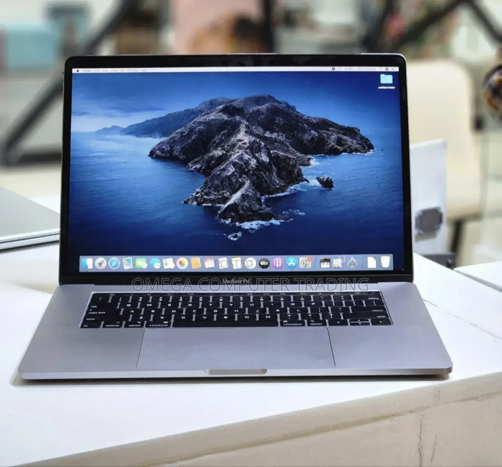 New Laptop Apple MacBook Pro 2019 16GB Intel Core i9 SSD 1T