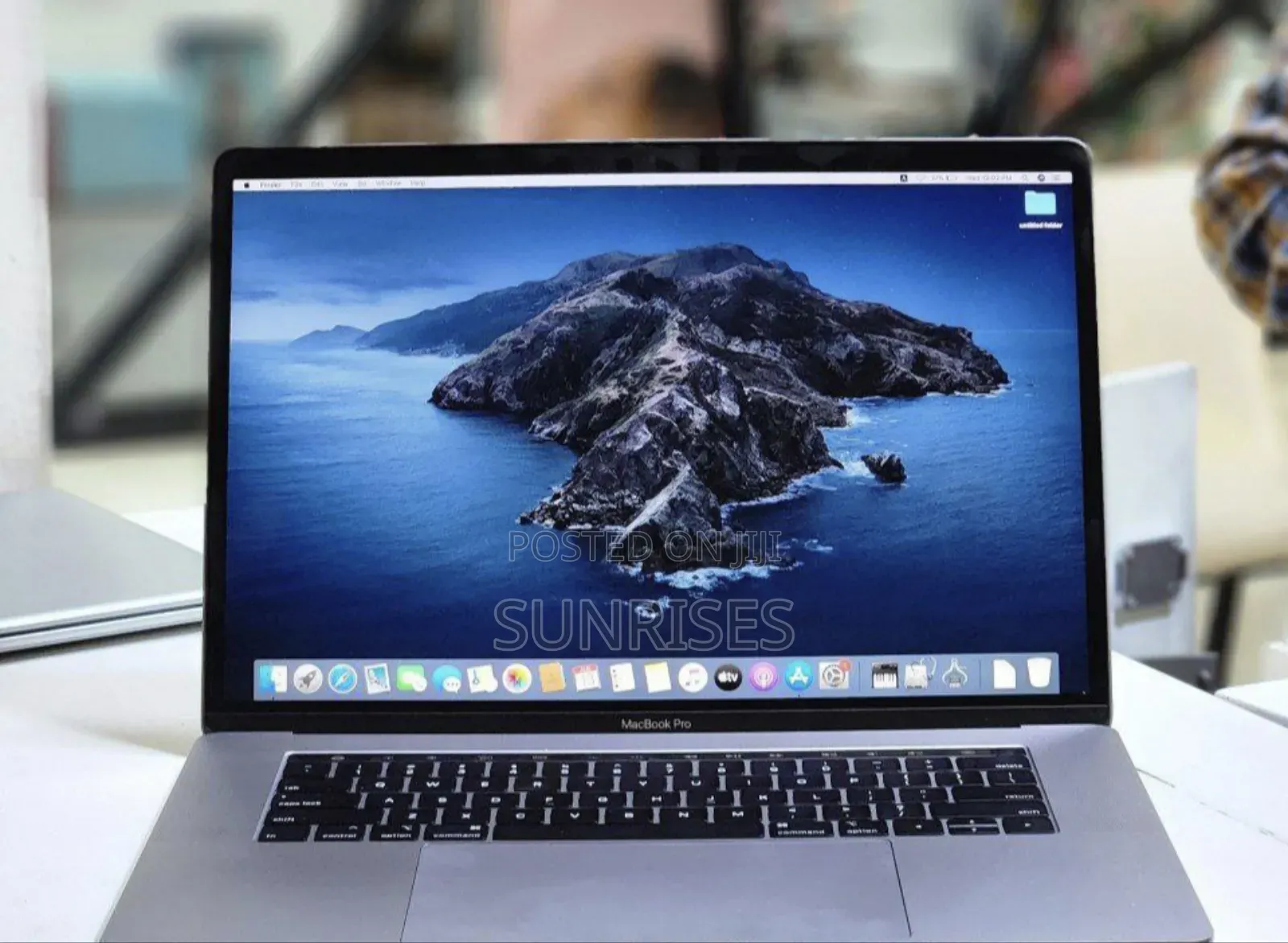 New Laptop Apple MacBook Pro 2019 16GB Intel Core I9 SSD 1T