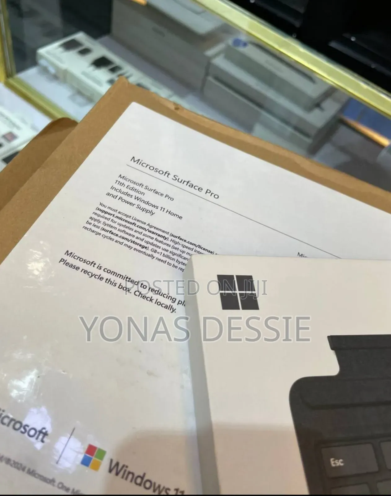 New Microsoft Surface Pro 16GB Qualcomm Snapdragon X Plus SSD 512GB