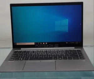 New Laptop HP ZBook Firefly G8 16GB Intel Core I7 SSD 512GB