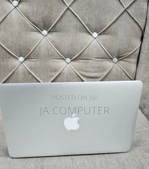 New Laptop Apple MacBook Air 2015 4GB Intel Core I5 SSD 128GB