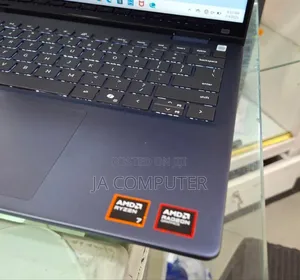 New Laptop Dell Inspiron 15 16GB AMD Ryzen 7 SSD 1T