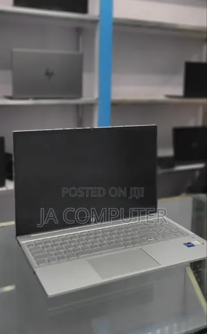 New Laptop HP Pavilion 15 32GB Intel Core I7 SSD 1T