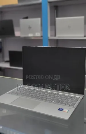 New Laptop HP Pavilion 15 32GB Intel Core I7 SSD 1T