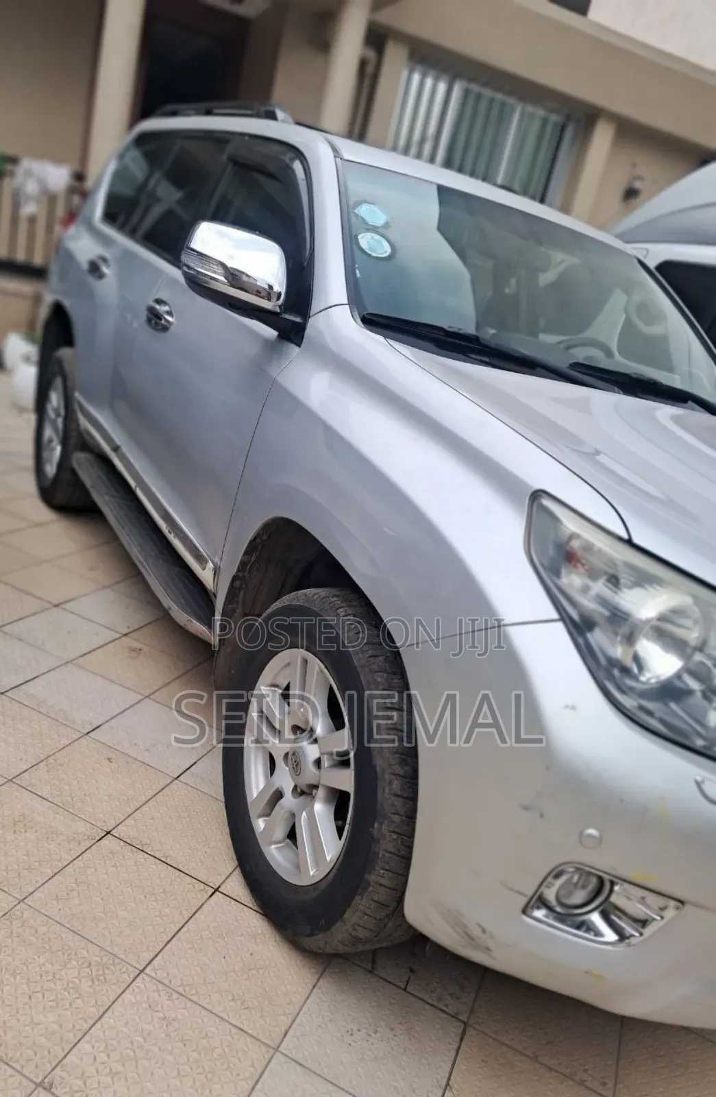 Toyota Land Cruiser Prado 2011 Silver