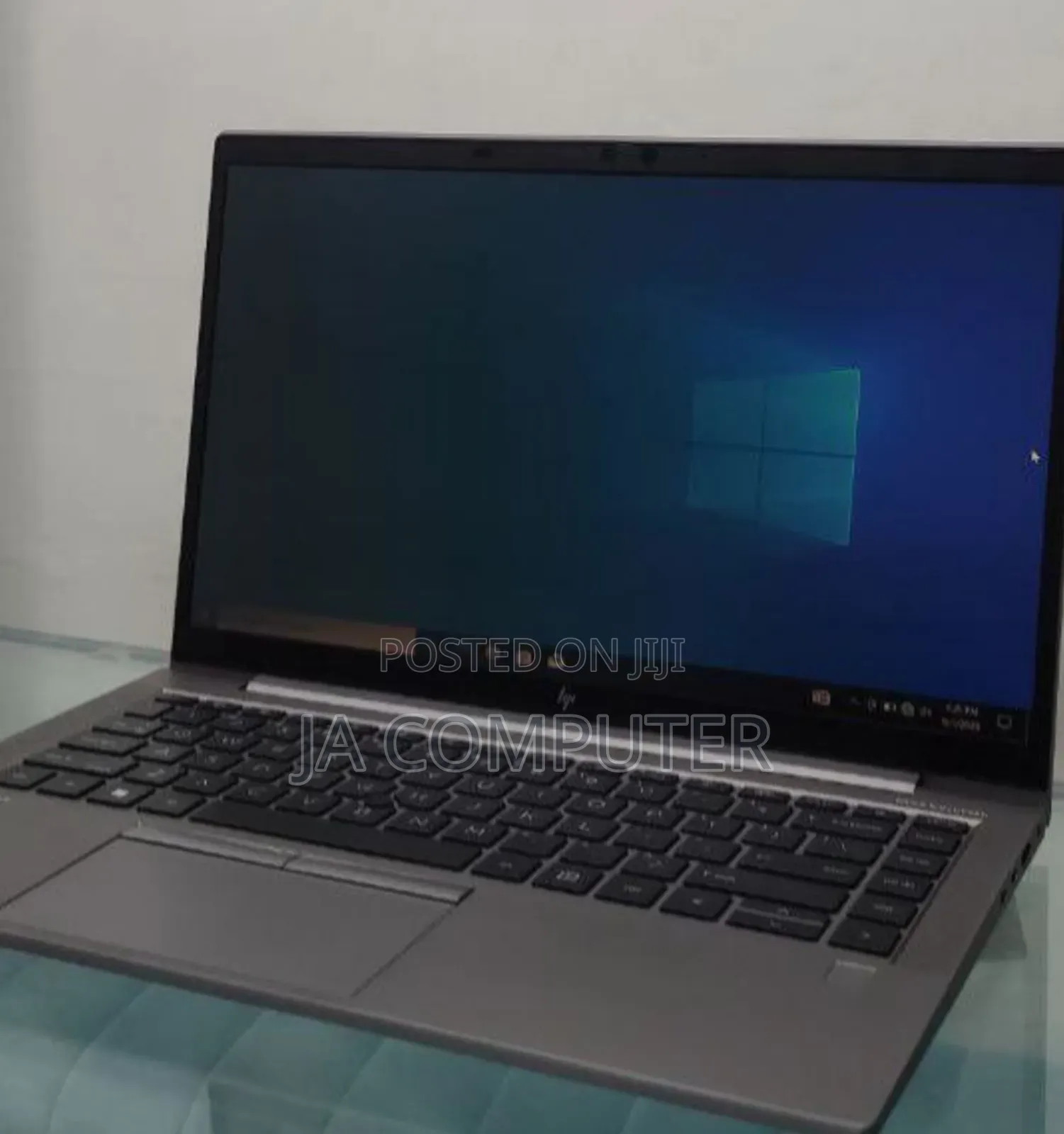 New Laptop HP ZBook Firefly 14 G7 16GB Intel Core I7 SSD 512GB