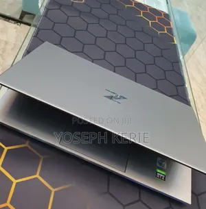 New Laptop HP Zbook Studio G7 16GB Intel Core i7 SSD 1T