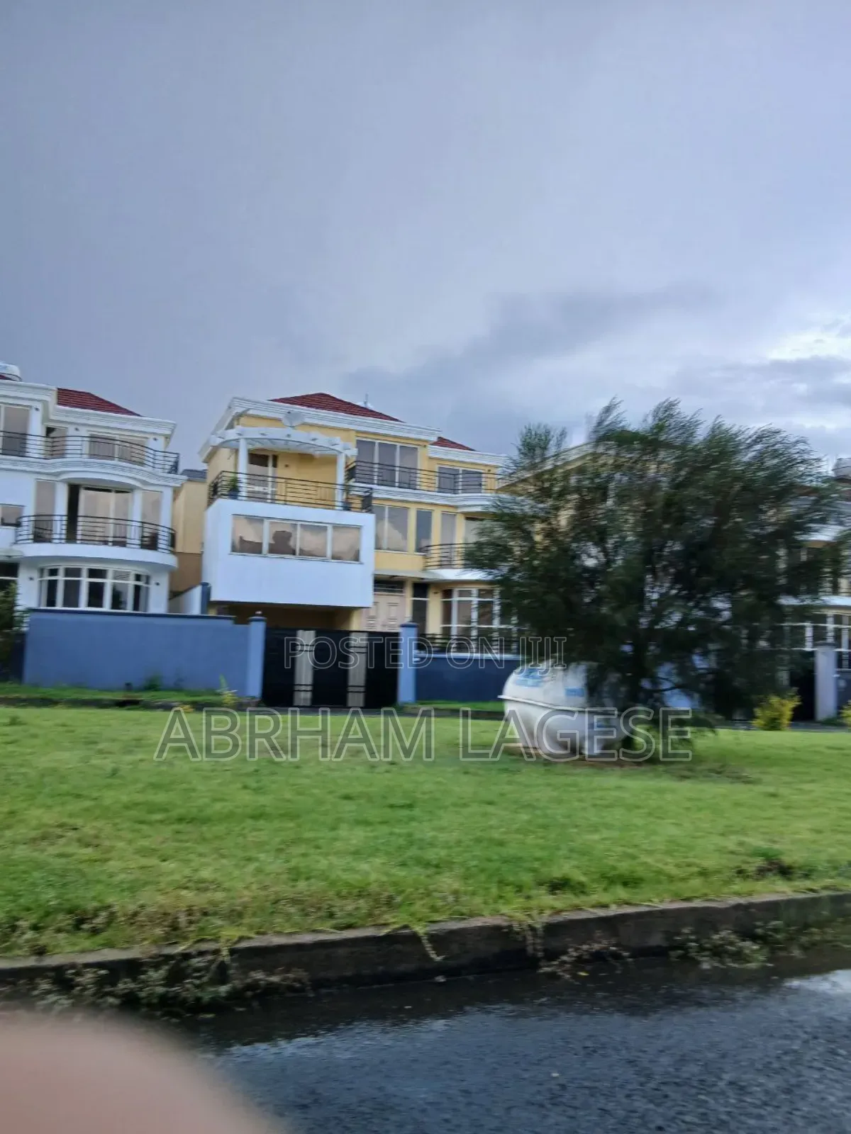 Furnished 7bdrm House in Gmecies Siemcies, Yeka for sale