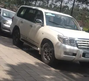 Toyota Land Cruiser 2005 Ivory