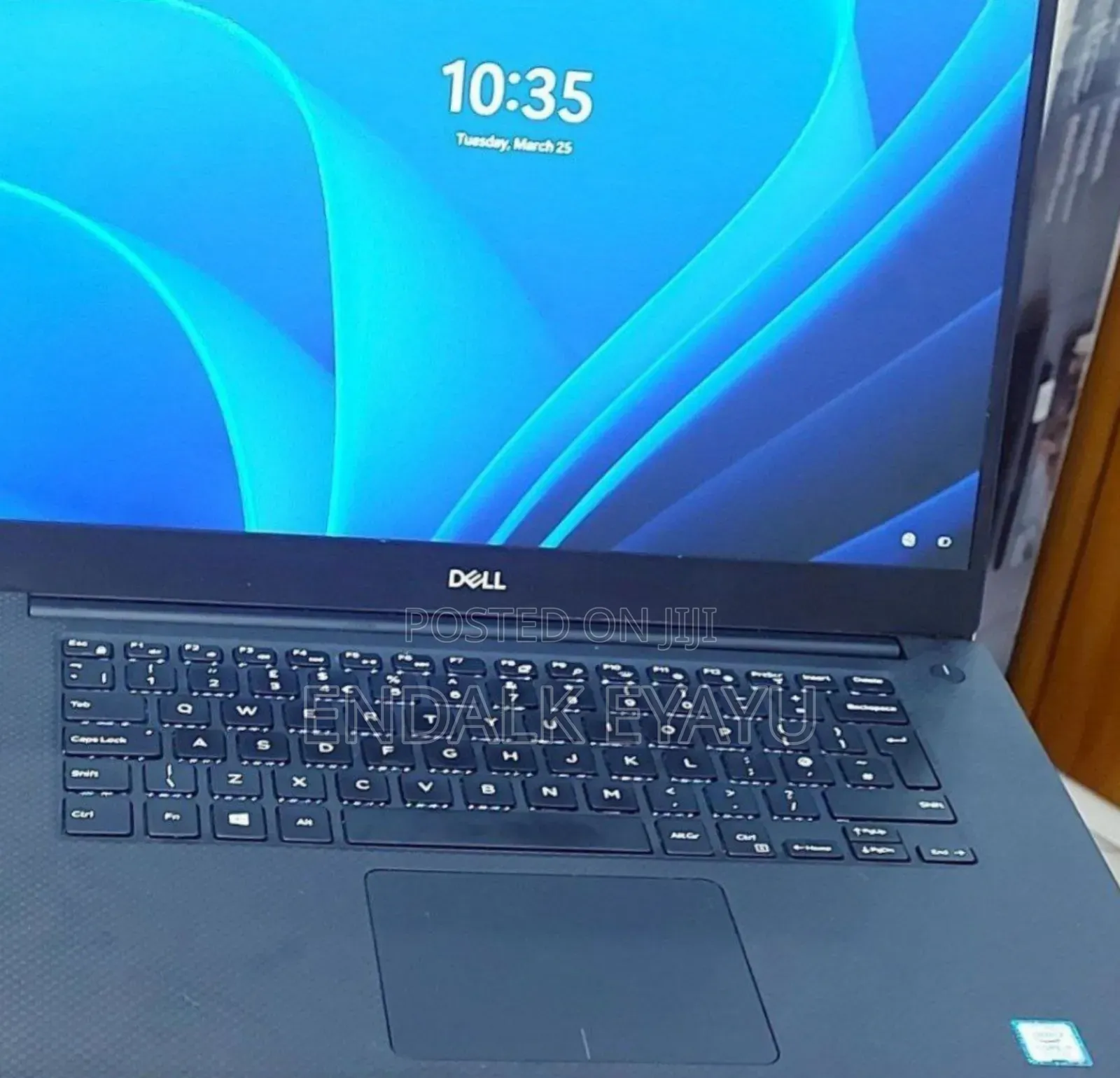 New Laptop Dell Precision 15 3520 16GB Intel Core i7 SSD 512GB