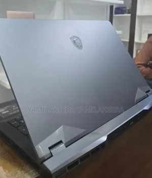 New Laptop MSI Raider GE76 12UGS 16GB Intel Core i9 SSD 1T