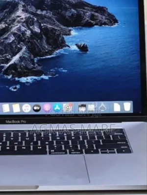 Photo - New Laptop Apple MacBook Pro 2019 32GB Intel Core I9 SSD 1T