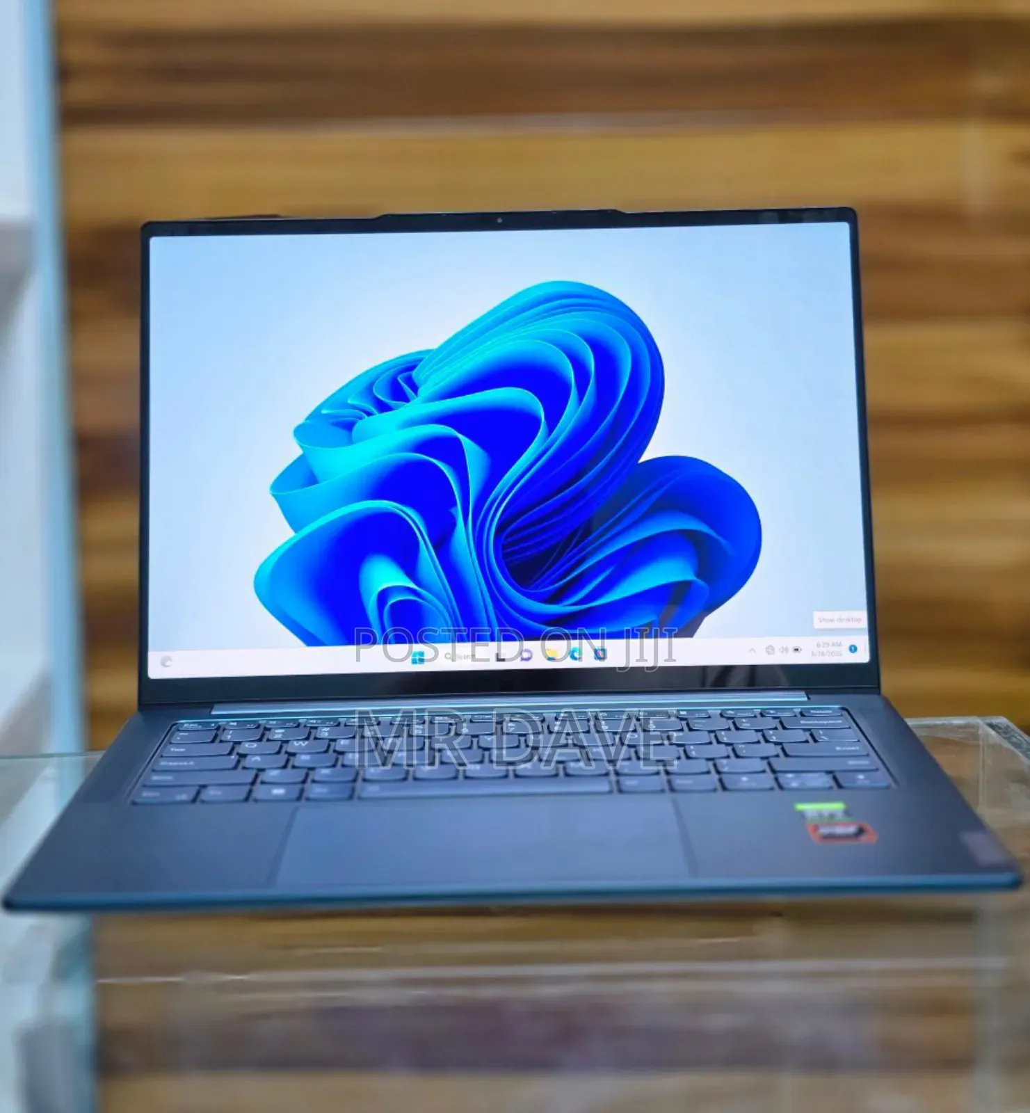 New Laptop Lenovo IdeaPad Yoga 13 32GB AMD Ryzen 7 SSD 1T