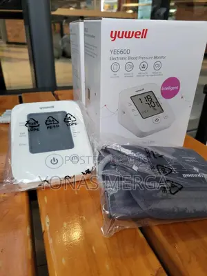 Photo - Digital Blood Pressure Monitor岑፬about This Product:It Is a Digital BPM