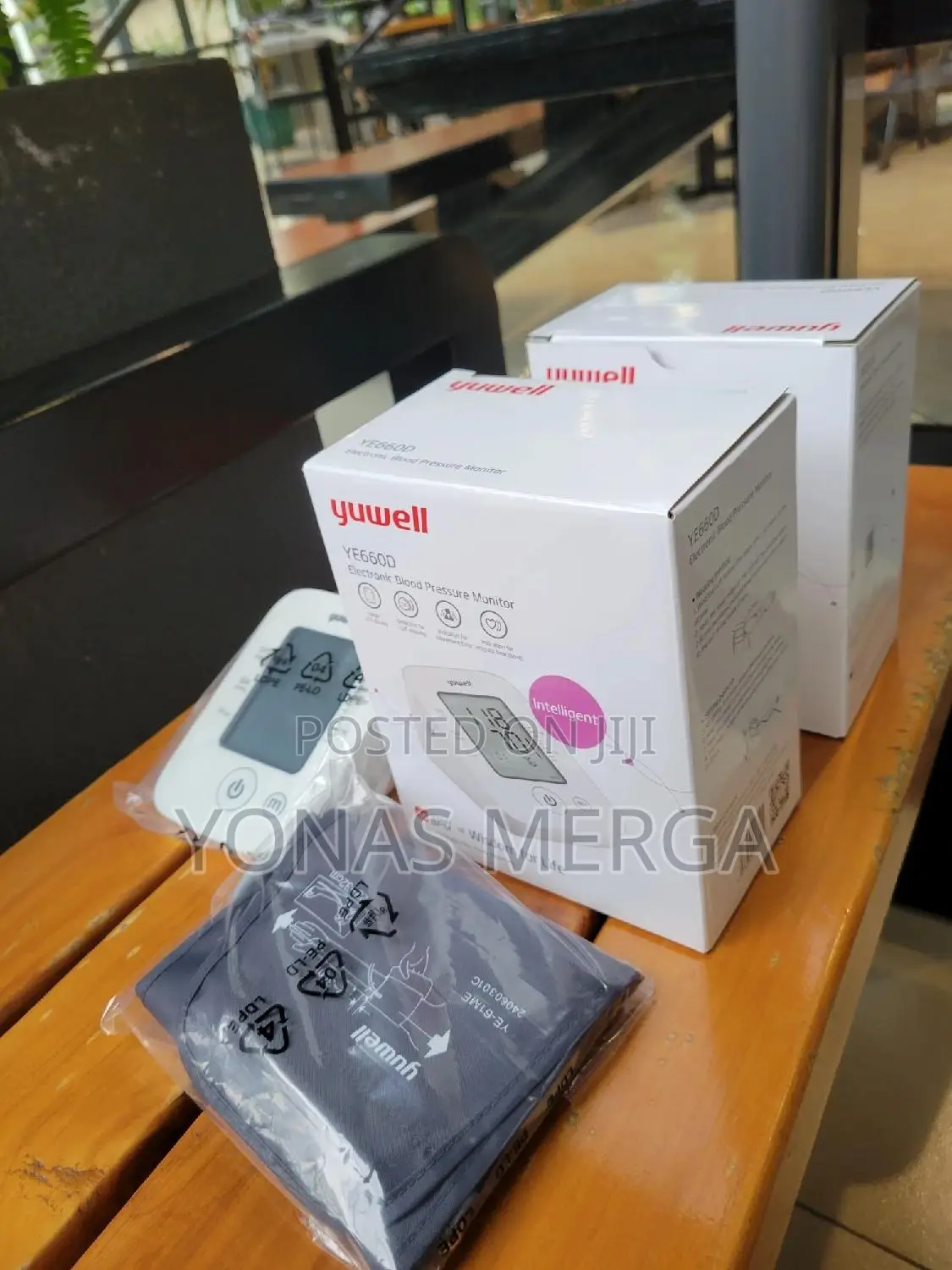 Blood Pressure Monitor穹~Monitoring Anywhere Without፼屣bp Monitoring氦፨Bp